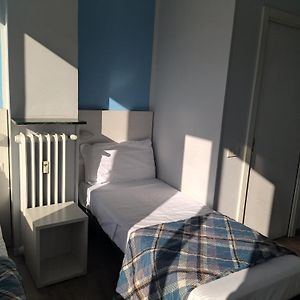 Basic Triple Room